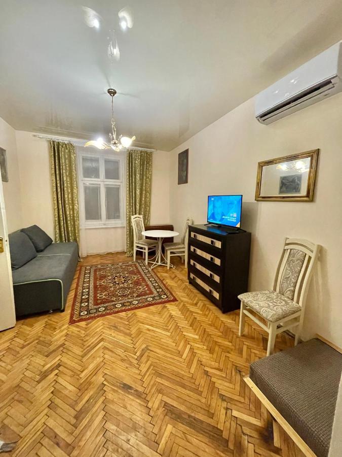 Style Apartments In Old Lwów Zewnętrze zdjęcie